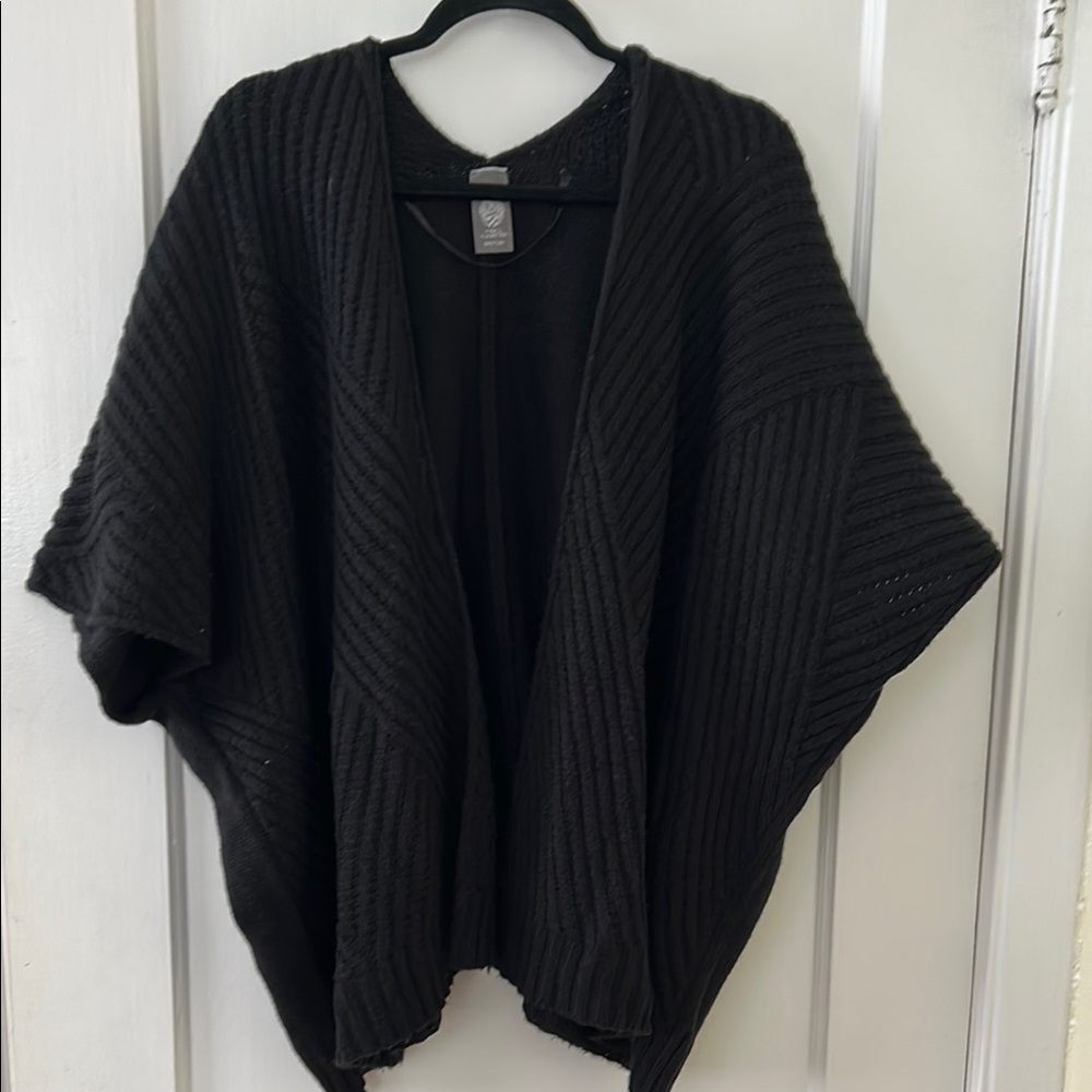 Vince Camuto Black Shrug Poncho with Textured Knit